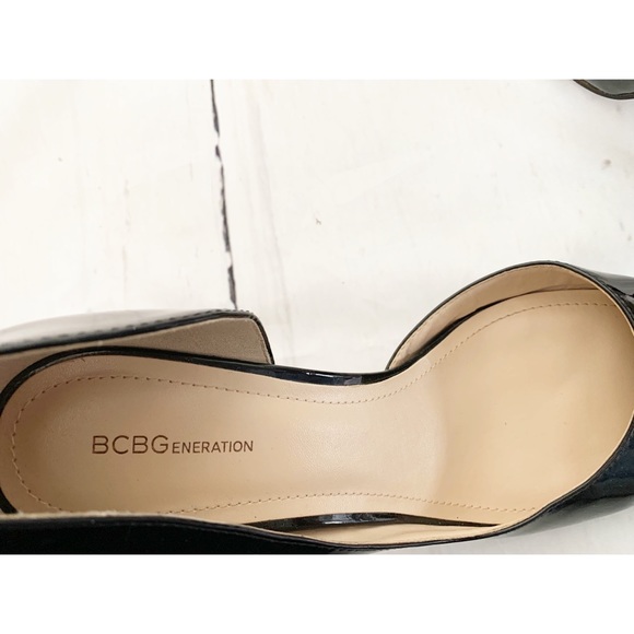 BCBGeneration Black Patent Leather Heels Size 9 - Picture 10 of 11